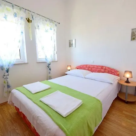 Apartments Simunovic 4 Apartment *